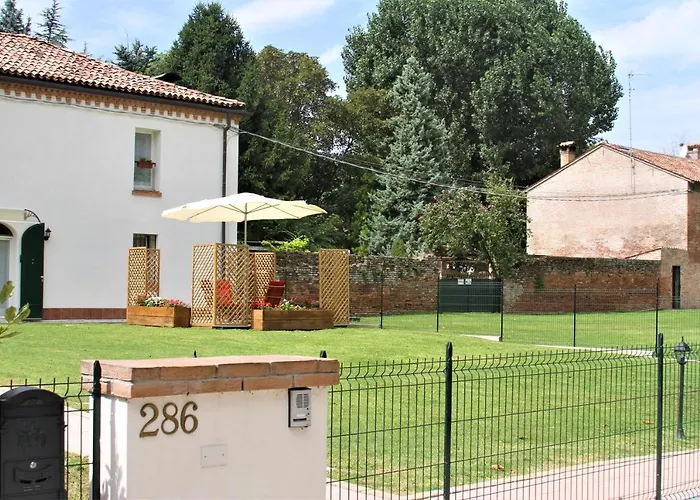 Le Stanze Del Belriguardo Voghiera