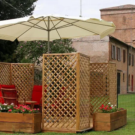 Le Stanze Del Belriguardo Bed & Breakfast *